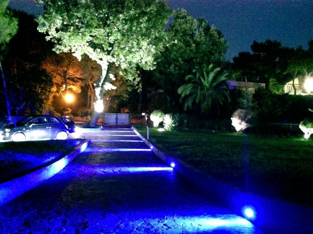 Marina dʼAndora B&B Dodici Lune المظهر الخارجي الصورة